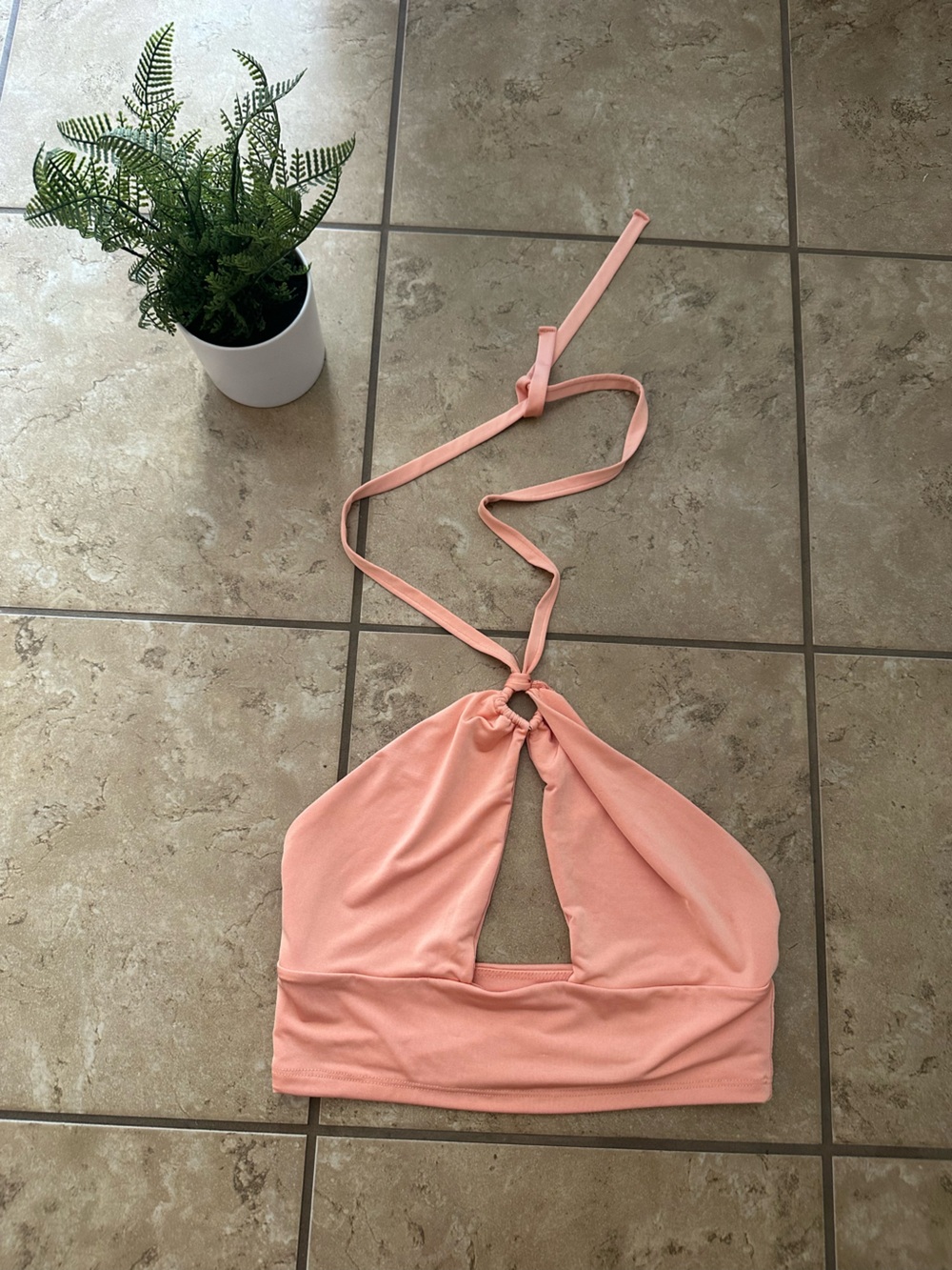 CORAL HALTER TOP